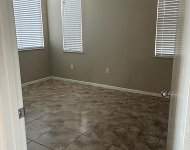 7888 Sonoma Springs - Photo Thumbnail 5