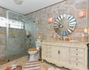 5518 Ainsley Court - Photo Thumbnail 22