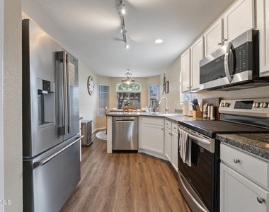 1291 S Cardinal Street - Photo Thumbnail 6