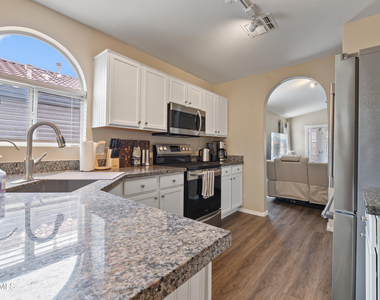 1291 S Cardinal Street - Photo Thumbnail 7