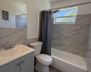 149 W 17th Street - Photo Thumbnail 5