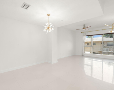 622 Ne 10th Avenue - Photo Thumbnail 22