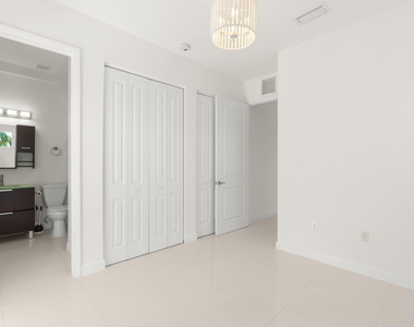 622 Ne 10th Avenue - Photo Thumbnail 31