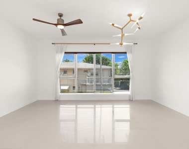 622 Ne 10th Avenue - Photo Thumbnail 26