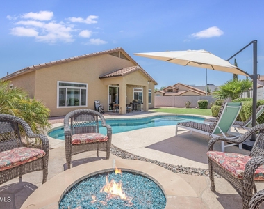 660 N Stacie Court - Photo Thumbnail 38