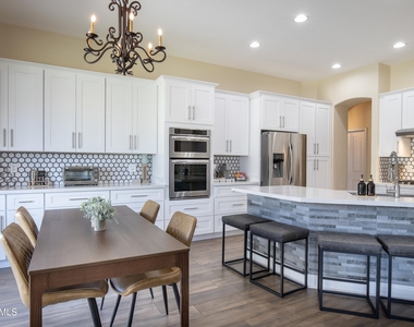 660 N Stacie Court - Photo Thumbnail 7