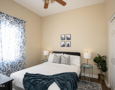 660 N Stacie Court - Photo Thumbnail 24
