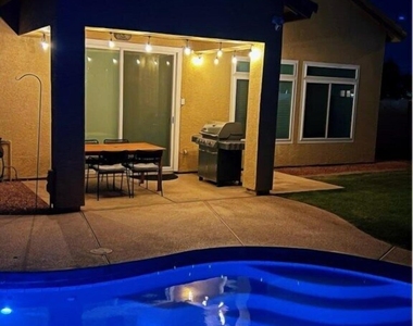 660 N Stacie Court - Photo Thumbnail 35