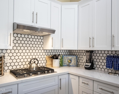 660 N Stacie Court - Photo Thumbnail 12