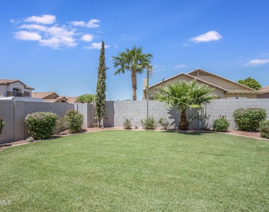660 N Stacie Court - Photo Thumbnail 37