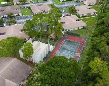2826 Stoneway Lane - Photo Thumbnail 27