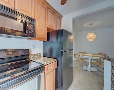 2020 Ne 56th Street - Photo Thumbnail 2