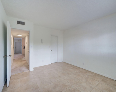 2020 Ne 56th Street - Photo Thumbnail 15