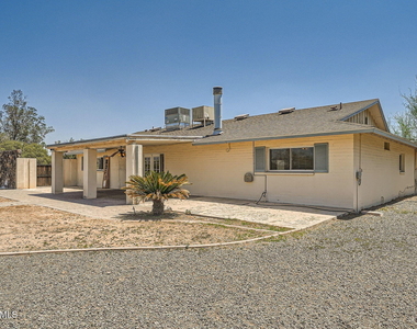 6220 E Gold Dust Avenue - Photo Thumbnail 25