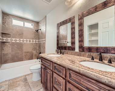 6220 E Gold Dust Avenue - Photo Thumbnail 16