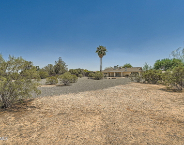 6220 E Gold Dust Avenue - Photo Thumbnail 22