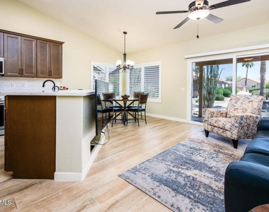 6831 S Coral Gable Drive - Photo Thumbnail 2