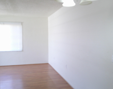 1134 S Roosevelt Street S - Photo Thumbnail 15