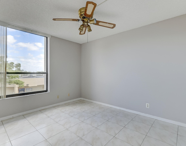 6751 N University Drive - Photo Thumbnail 19