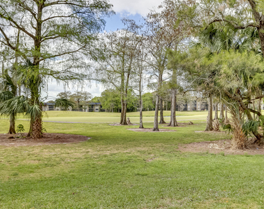 6751 N University Drive - Photo Thumbnail 32
