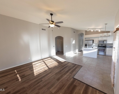 1777 E Tyson Street - Photo Thumbnail 14