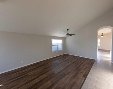 1777 E Tyson Street - Photo Thumbnail 4