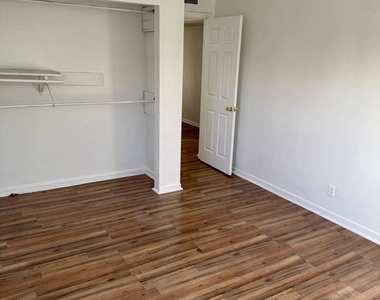 265 Sw 11th Avenue - Photo Thumbnail 5