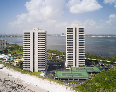 5550 N Ocean Drive - Photo Thumbnail 28