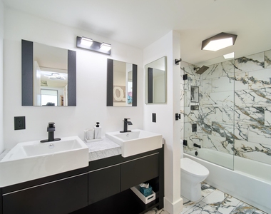 5550 N Ocean Drive - Photo Thumbnail 21