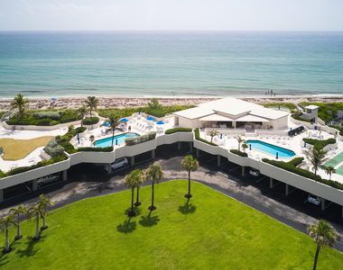 5550 N Ocean Drive - Photo Thumbnail 30