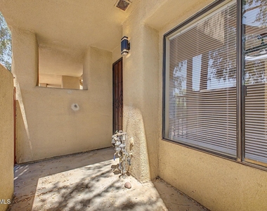1432 W Emerald Avenue - Photo Thumbnail 3