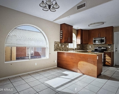 19519 N 53rd Drive - Photo Thumbnail 1