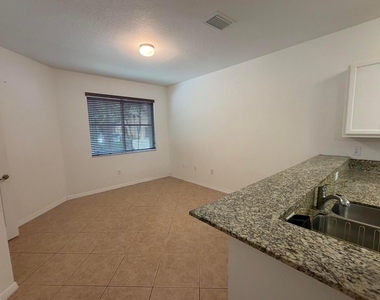 8928 Sw 18th Street - Photo Thumbnail 8