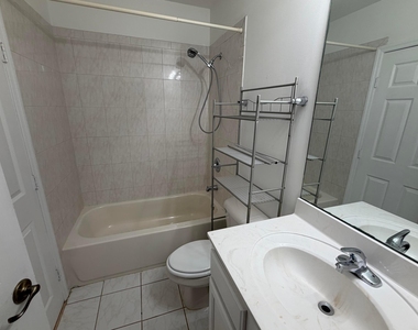 8928 Sw 18th Street - Photo Thumbnail 16