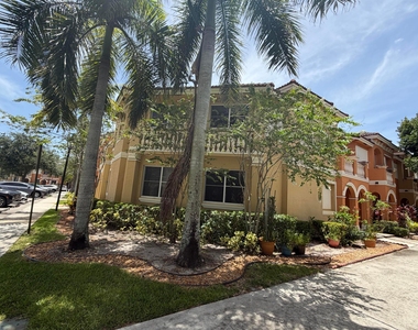 8928 Sw 18th Street - Photo Thumbnail 1
