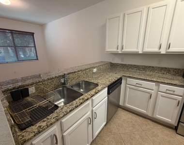 8928 Sw 18th Street - Photo Thumbnail 10