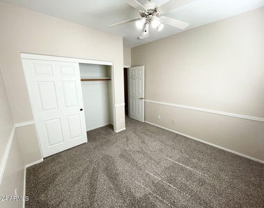 3720 W Rushmore Drive - Photo Thumbnail 29