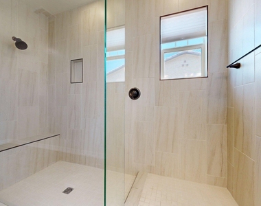 209 E Beatryce Street - Photo Thumbnail 16