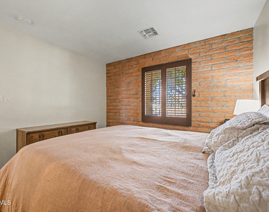 3046 N 32nd Street - Photo Thumbnail 18