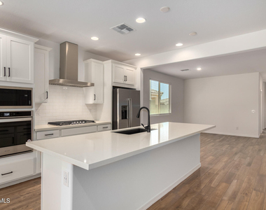17318 W Surrey Drive - Photo Thumbnail 17