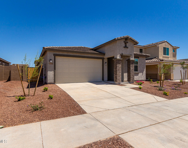 17318 W Surrey Drive - Photo Thumbnail 2