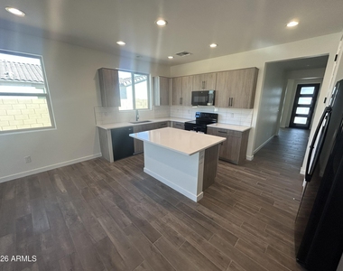 1626 E Evelyn Street - Photo Thumbnail 1