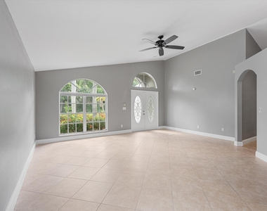 1851 Oak Berry Circle - Photo Thumbnail 4