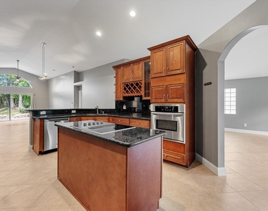 1851 Oak Berry Circle - Photo Thumbnail 8