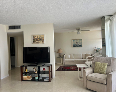 111 Briny Avenue - Photo Thumbnail 10