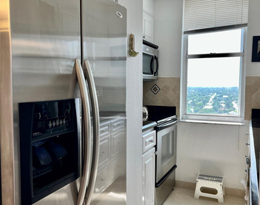 111 Briny Avenue - Photo Thumbnail 15