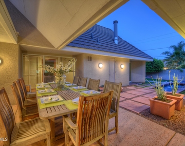 1523 W Vista Avenue - Photo Thumbnail 18