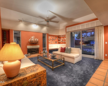 1523 W Vista Avenue - Photo Thumbnail 3