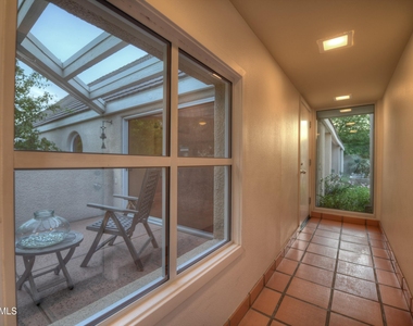 1523 W Vista Avenue - Photo Thumbnail 22