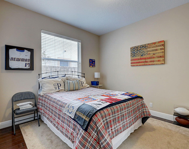 10207 Allamanda Boulevard - Photo Thumbnail 29
